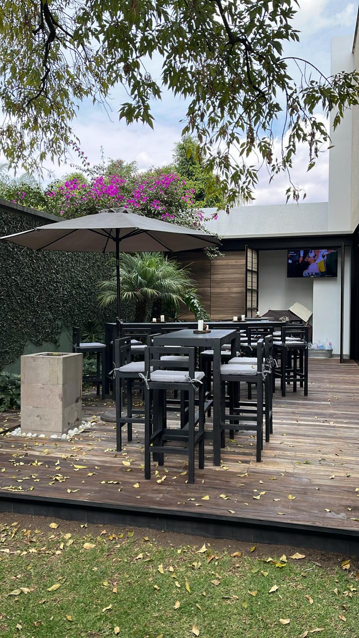 Banco Madera Negro