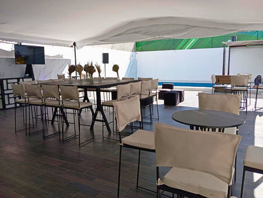 Mesa Alta Cuadrada Negra (14 pax)