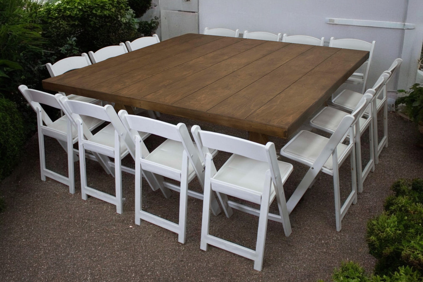 Mesa Cuadrada Café (14 pax)