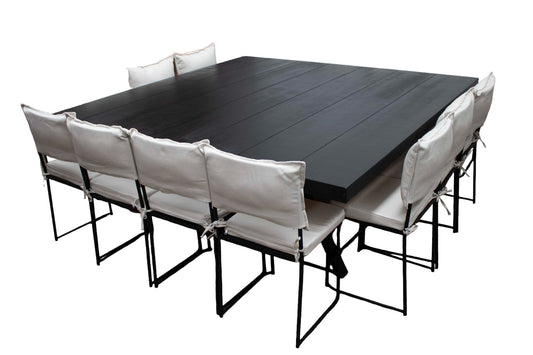 Mesa Cuadrada Negra (14 pax)