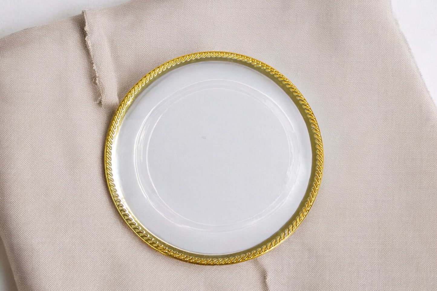 Plato Base Filo Dorado