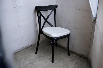 Silla Crossback Negra Resina